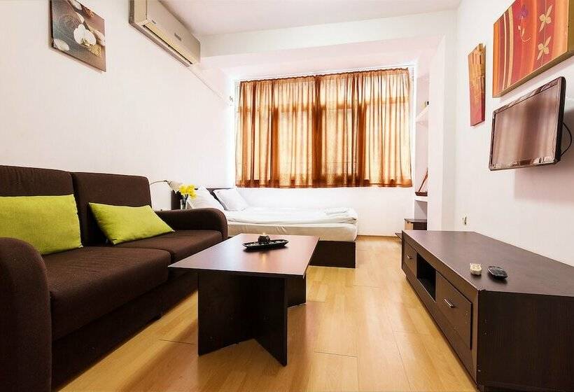 带1个卧室的舒适公寓, Samuil Apartments