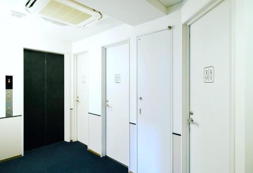 Номер Стандарт с Койками, Webase Hakata Hostel