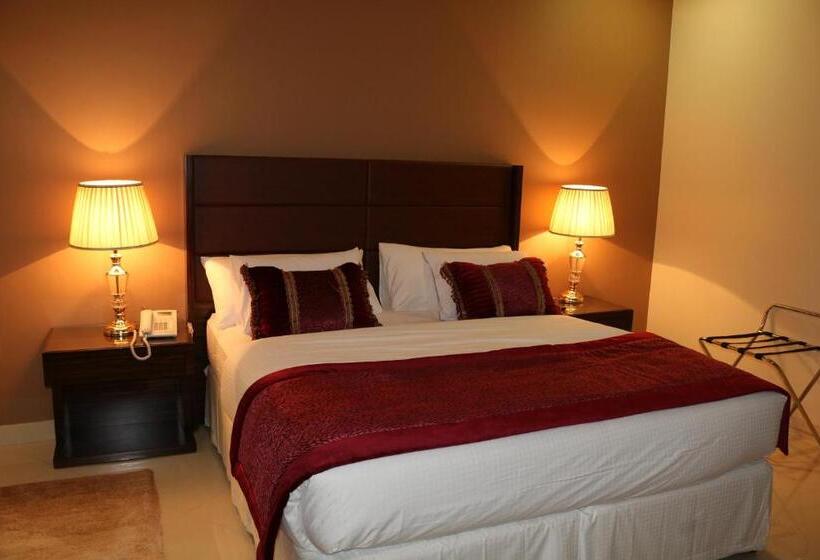 סוויטת סופריור, منزل أبحر للشقق المخدومة   Obhor Home Apartments