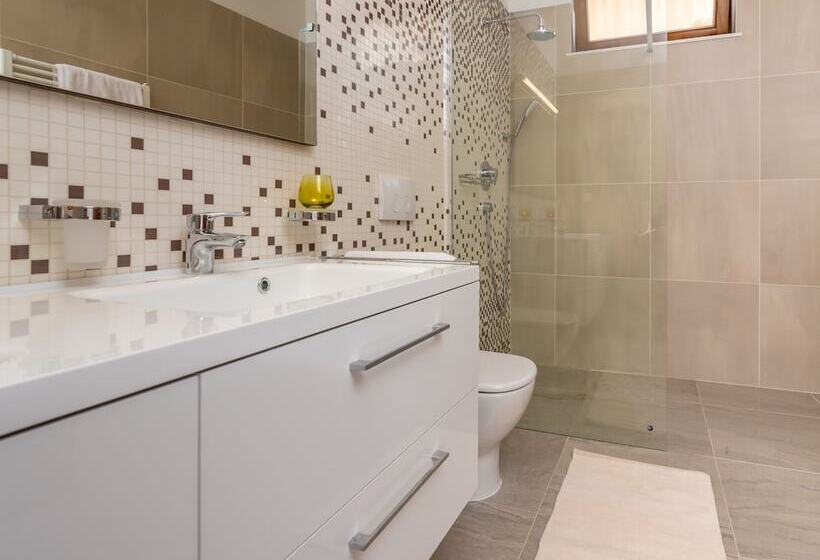 آپارتمان لوکس 1 خوابه, Casa Nicolae Luxury Suites