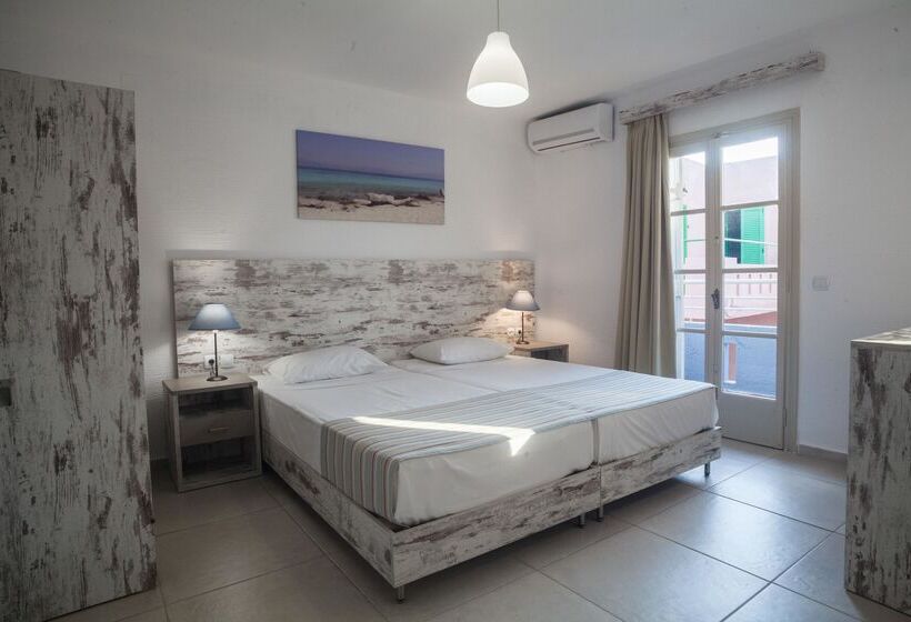 Полулюкс, Evina Rooms & Suites