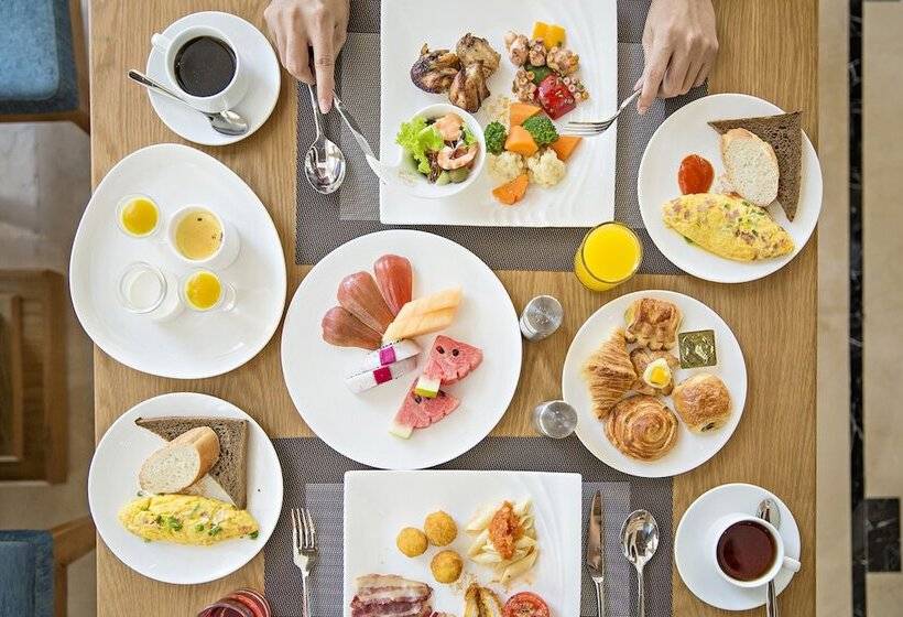 اتاق لوکس, Paris Deli Danang Beach