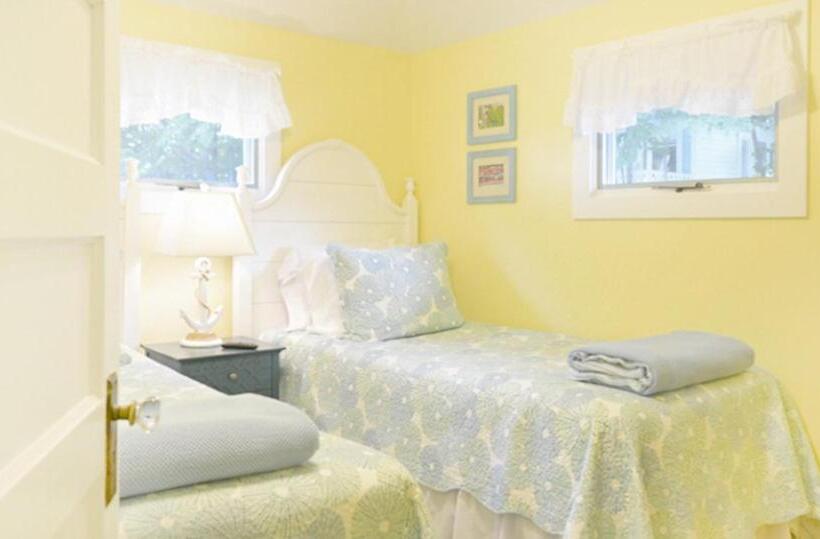 Четырехместный Номер Стандарт, 2 River Road Inn Cottages