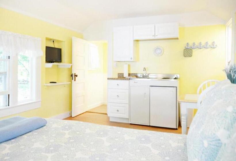 Студия Deluxe, 2 River Road Inn Cottages