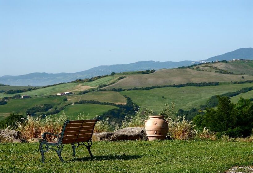 プールビュースタンダードルーム, Podere Pietreta