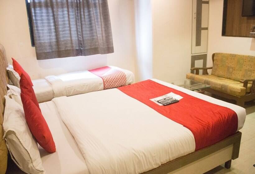 行政房间, Highland Residency