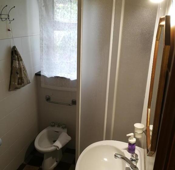 Четырехместный Номер Стандарт, La Baronessa B&b