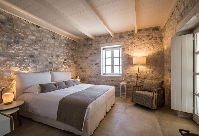 Вилла Deluxe 2 Спальни, Bassa Maina Villas & Suites
