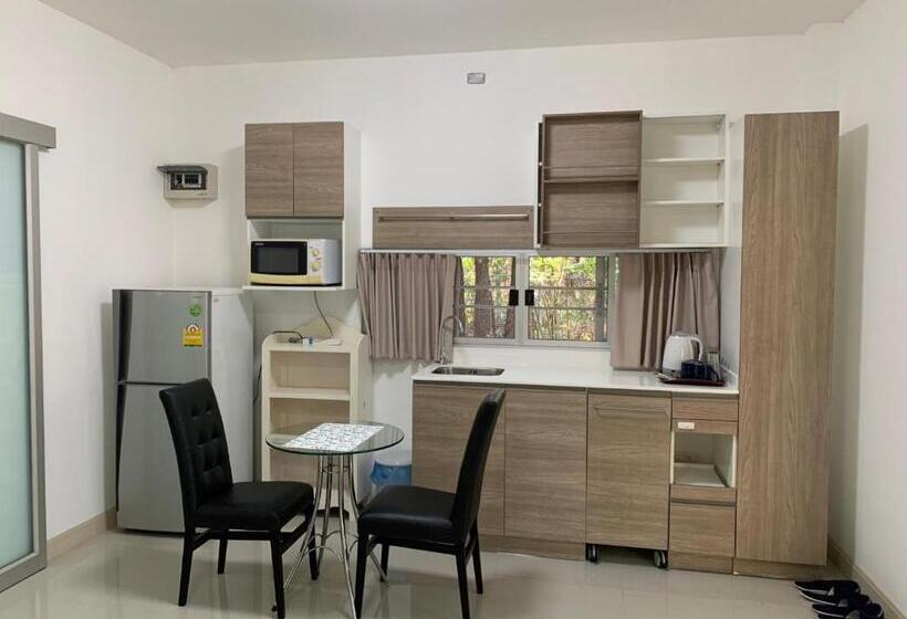 Трехместный Номер Deluxe, Baan Pingkan Wellness Resort