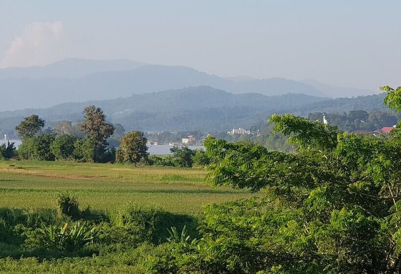 Номер Superior, Baan Sakuna