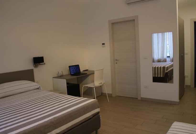 اتاق استاندارد چهار تخته, Lasso B&b
