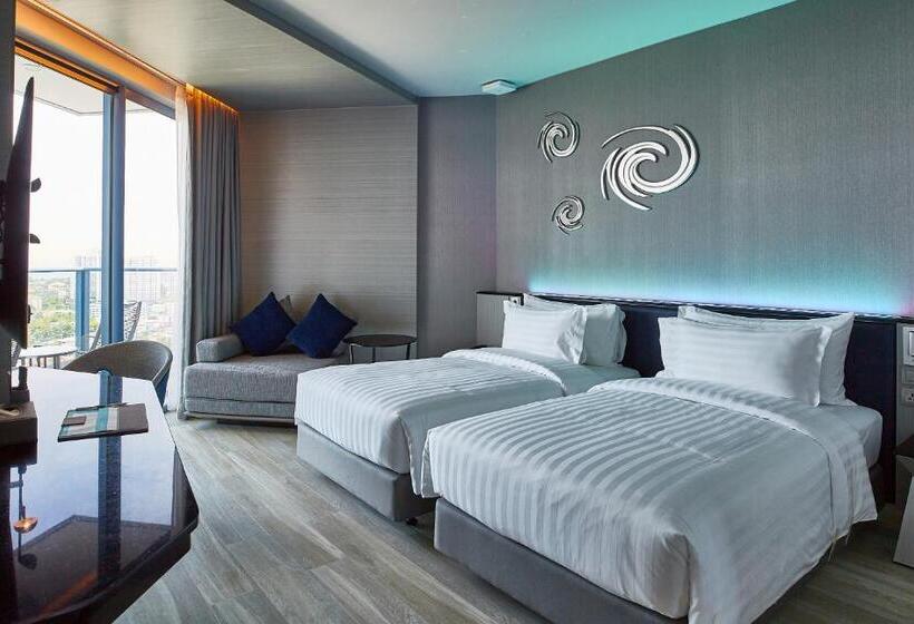Номер Superior Вид на Море, Grande Centre Point Pattaya