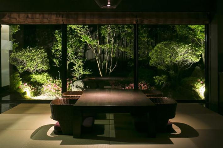 套房, Okuyado Buaiso