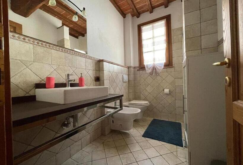 Дом 3 Спальни, Il Poggio