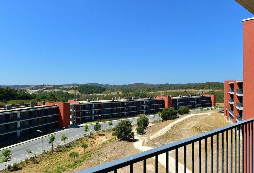 Апартаменты 3 Спальни, Algarve Race Resort Apartments
