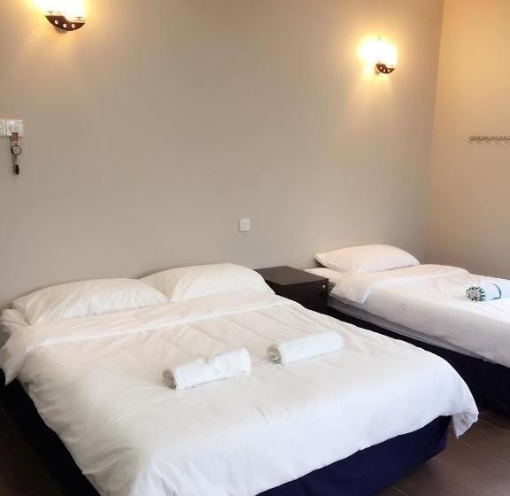 Family Suite, Homestay Muar