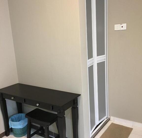豪华房间, Homestay Muar
