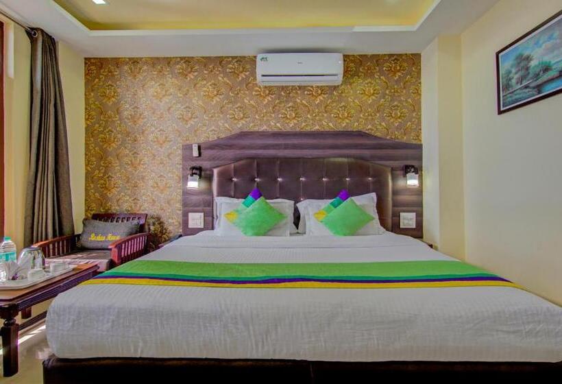 Номер Deluxe, Treebo Roshan House With Valley View