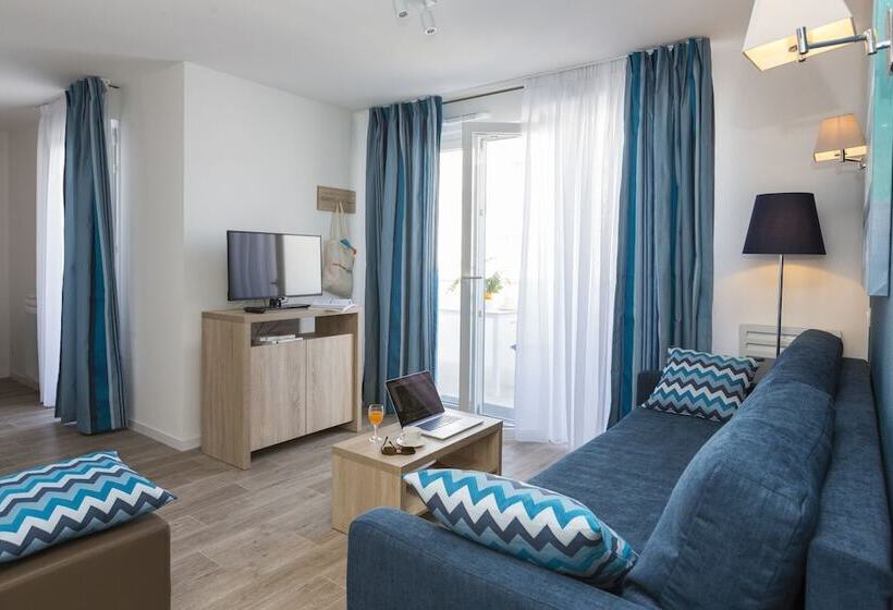 带2个卧室的公寓, Residence Prestige Odalys Le Domaine Des Pins