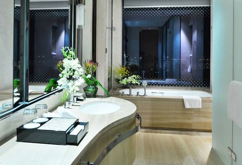 Номер Стандарт, Crowne Plaza Dalian Sports Center, An Ihg