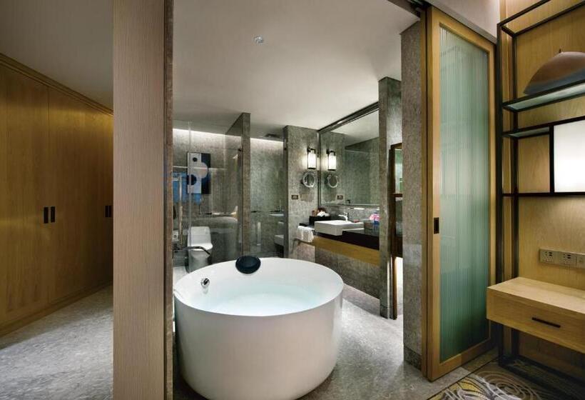 غرفة قياسية سرير كينج, Crowne Plaza   Kunming Ancient Dian Town, An Ihg