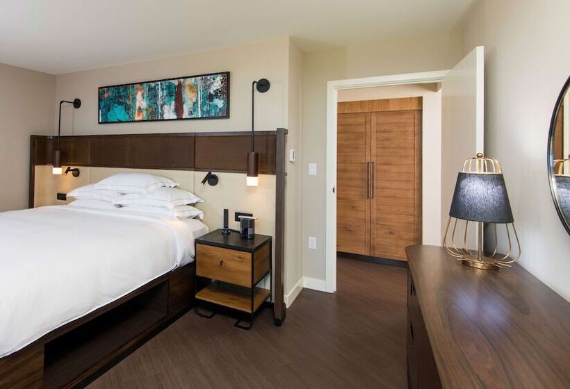 Люкс Deluxe 2 Спальни, Hilton Grand Vacations Club Ocean Tower Waikoloa Village