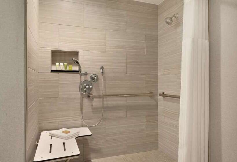 Номер Deluxe, Hilton Pilar