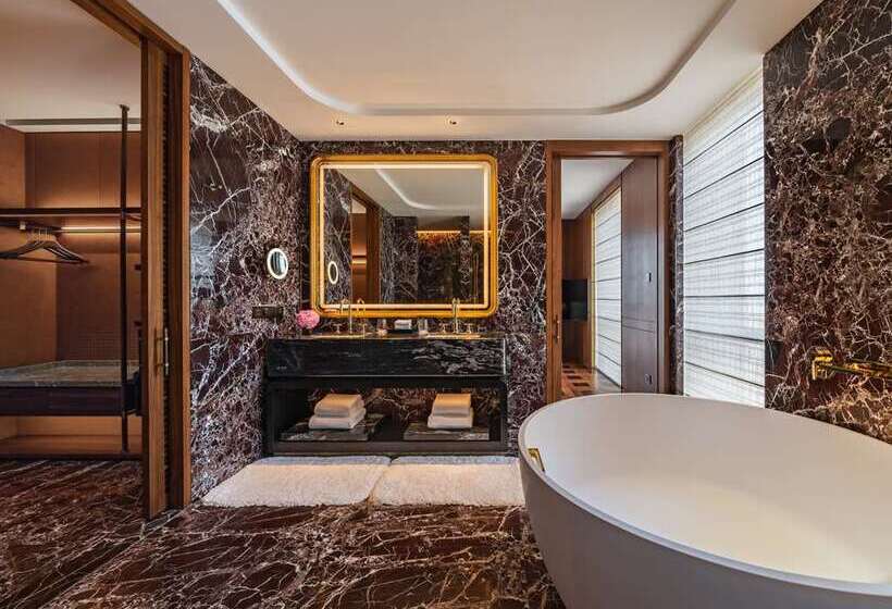 Люкс 2 Спальни, Joyze Hotel Xiamen, Curio Collection By Hilton