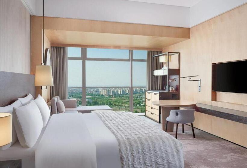 Quarto Deluxe Cama King, Le Méridien Zhongshan