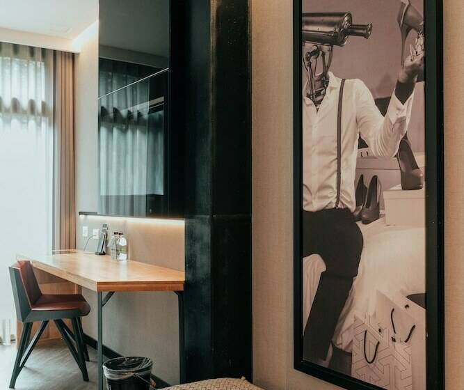 주니어 스위트, The Click Clack Hotel Medellín