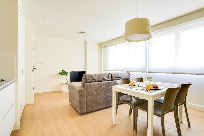 Апартаменты 1 Спальня, Sercotel Logroño Suites