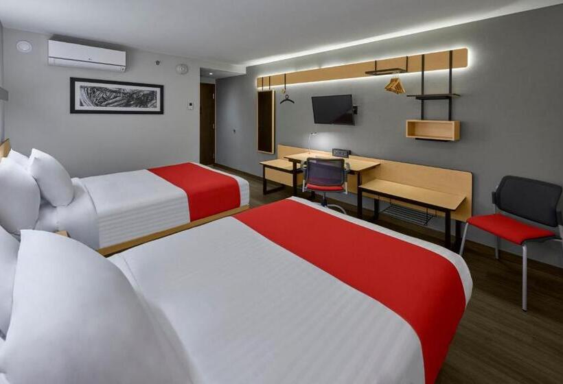 ２ダブルベッドのスタンダードルーム, City Express By Marriott Ensenada