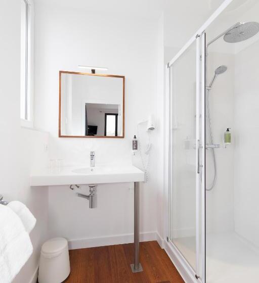 Номер Deluxe Вид на Море, Hôtel Spa De La Citadelle Lorient