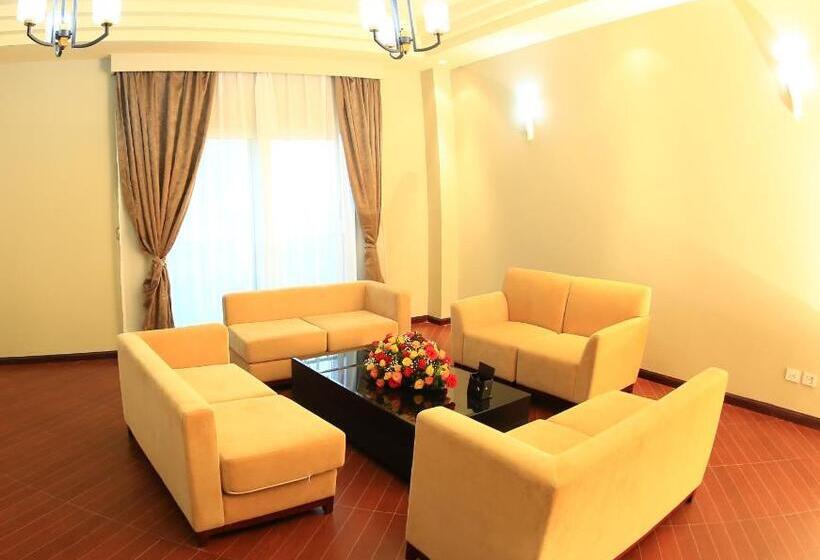 سوئیت پرزیدنت, Magnolia Hotel & Conference Center