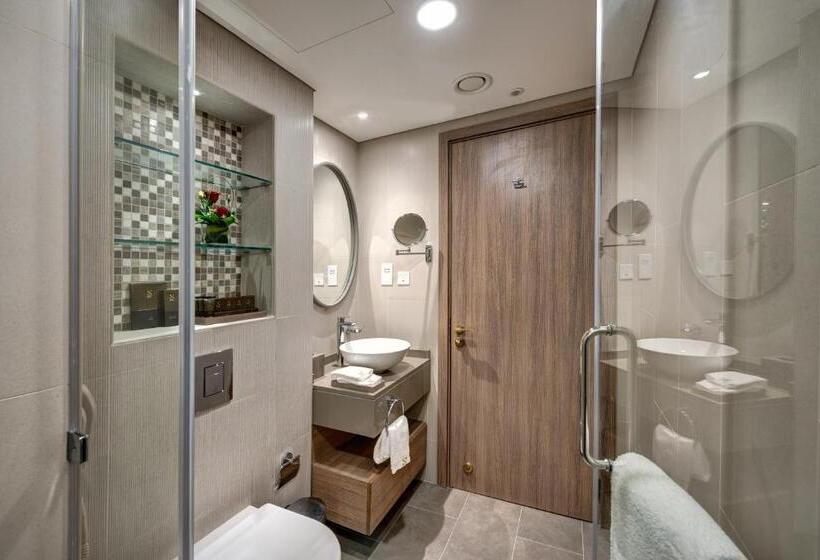 带露台的豪华间, The S Hotel Al Barsha