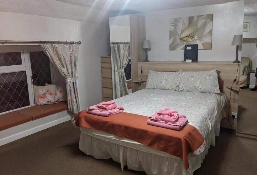 Номер Стандарт, Cwmbach Guest House