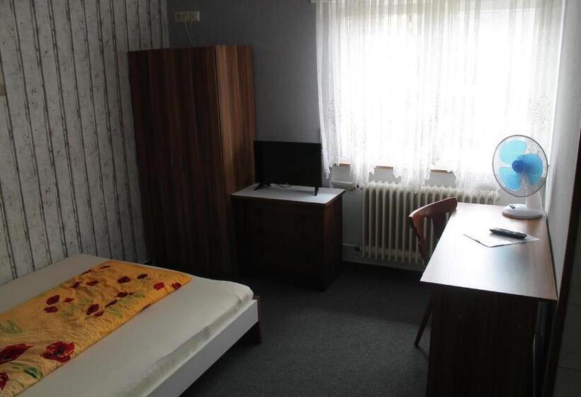 标准单人间共用浴室, Gasthaus Zur Sonne