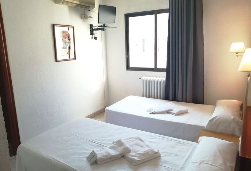标准单人间, Hostal Jaime I