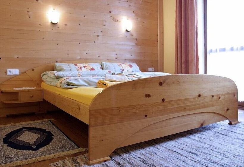 标准间带阳台, Penzión Lampáš