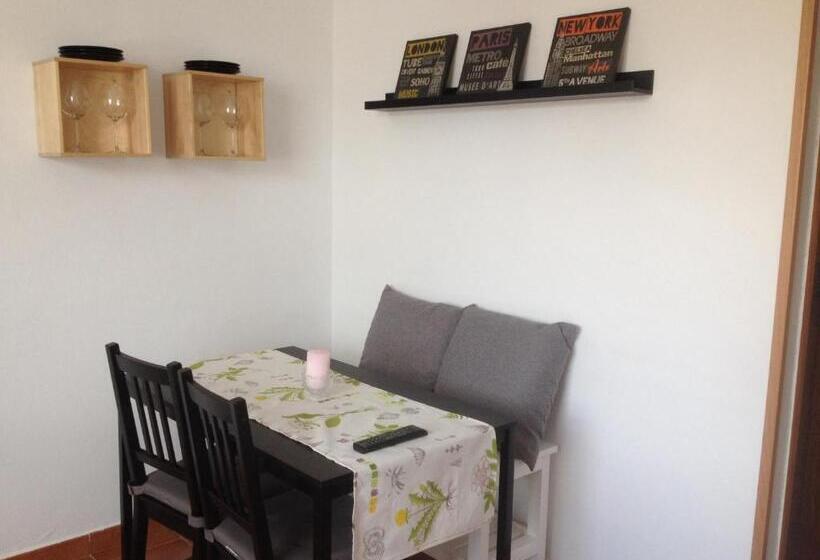 Апартаменты 1 Спальня, Hostal Sabana