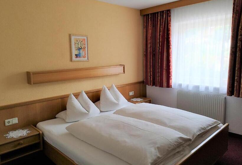 Апартаменты 2 Спальни, Apart Hotel Ideal
