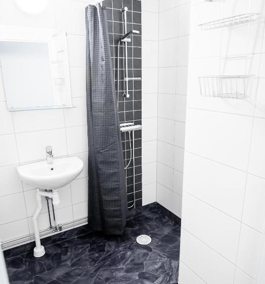 Номер Economy, Karlskoga Folkhögskola Vandrarhem Udden
