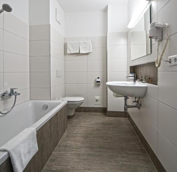 Номер Стандарт Трехместный, Gästehaus Obwexer