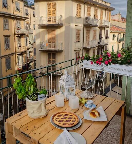 غرفة قياسية مزوَّدة بتراس, B&b L'arca Di Noè