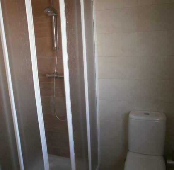 スタンダードルーム, Area De Servicio El Rebollar