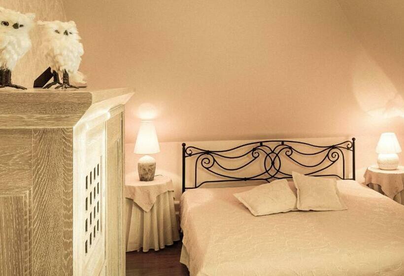 غرفة قياسية, Villa Rosa