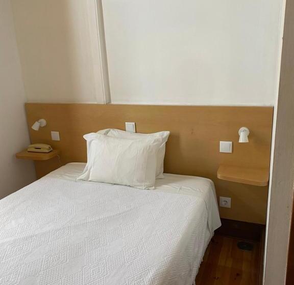 اتاق استاندارد, Guesthouse Lusa Atenas