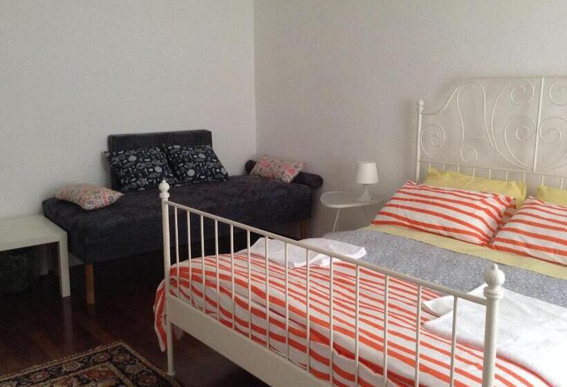 غرفة قياسية, Tre Camere