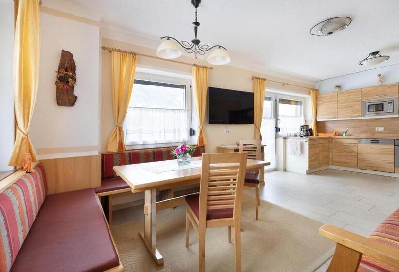 Апартаменты 4 Спальни, Pension Glockenstuhl