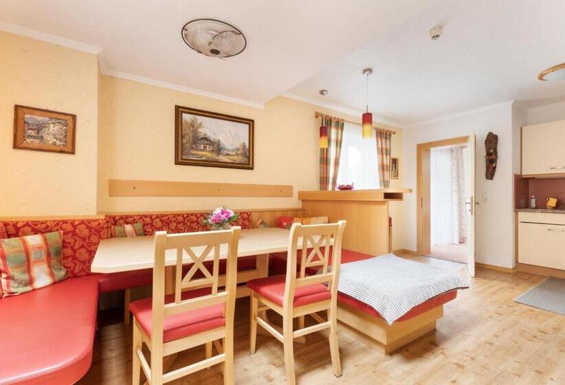 Апартаменты 3 Спальни, Pension Glockenstuhl